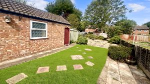 Photo 12- click for photo gallery